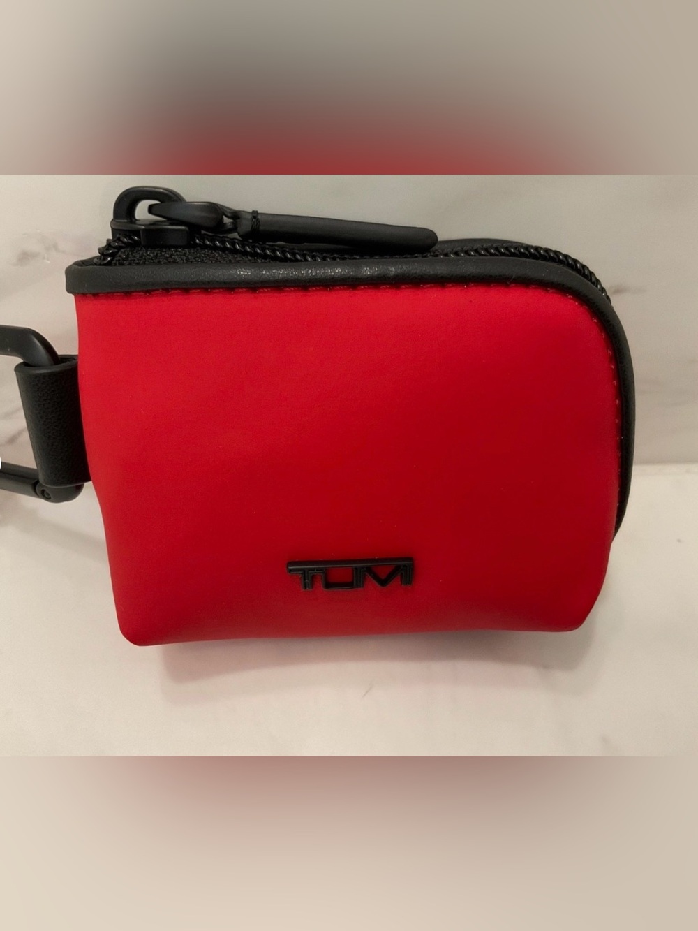 NEW TUMI + ALPHA BRAVO AirPods Pro Extra Small Pouch - TUMI RED - Picture 2 of 4